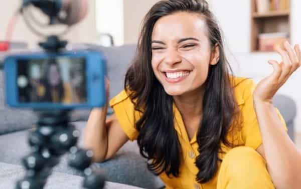 Contratar a un influencer